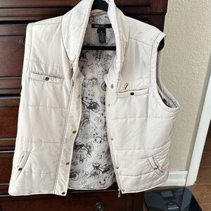 St. John's Bay Women's Light Cream Vest